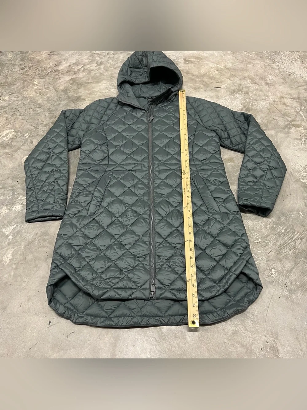 Athleta Whisper Featherless Long Insulated Hooded Puffer Parka Quilted Sz S Gray
